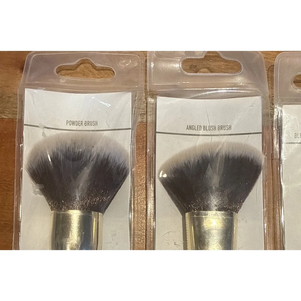 Believe Beauty Makeup Brush Set Powder Blending Blush Eyeshadow 4pc NEW